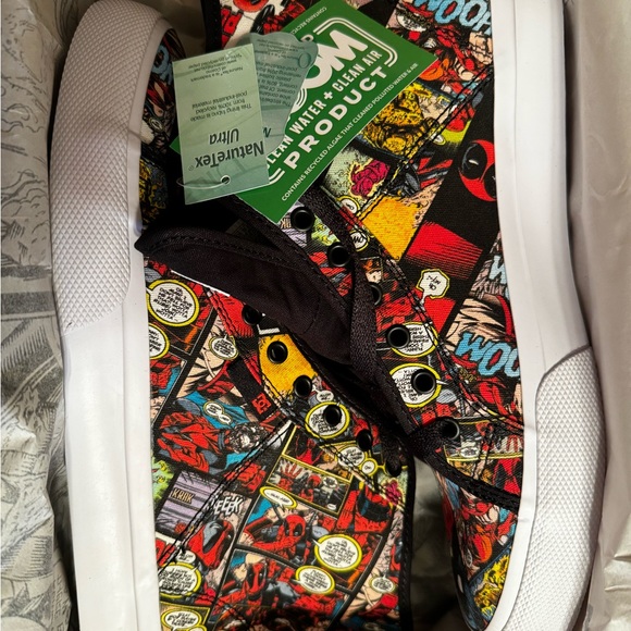 DC Shoes Men’s 9.5 Deadpool Limited edition - Picture 3 of 5
